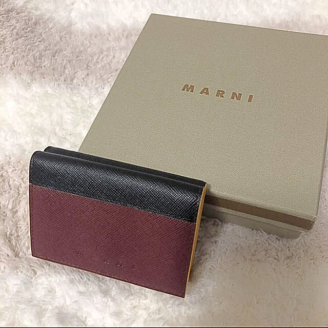 Marni(マルニ)のマルニ ミニ財布 レディースのファッション小物(財布)の商品写真