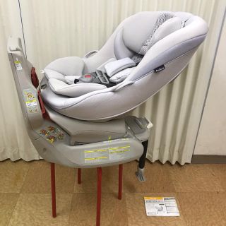 コンビ(combi)の☆綺麗☆ 新生児OK コンビ ゼウスターン エッグショック プラチナグレー♪(自動車用チャイルドシート本体)