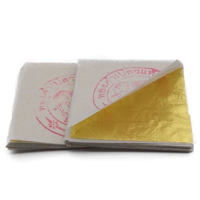 純金箔(24K) 4cm x 4cm タイ産 Gold Leaf 20枚セット ハンドメイドの素材/材料(その他)の商品写真
