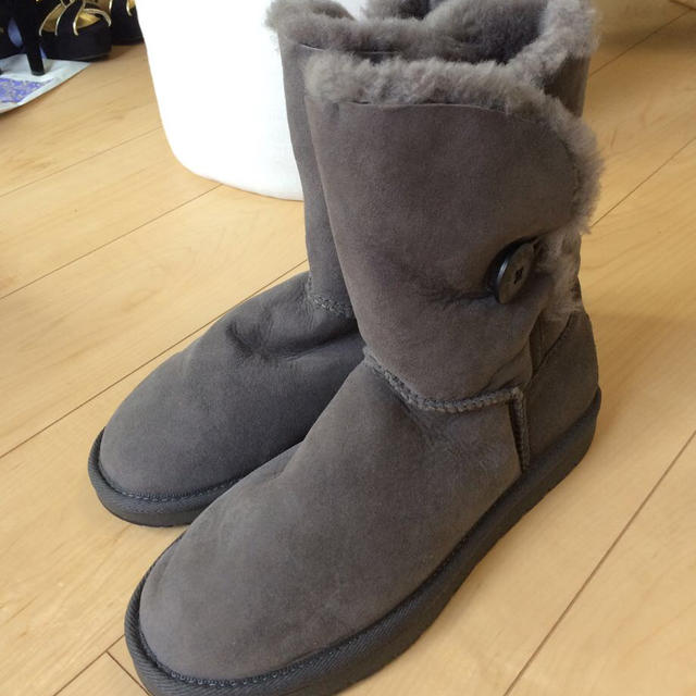 ランキングや新製品 UGG - UGG アグ ムートンブーツ メンズにも ブーツ