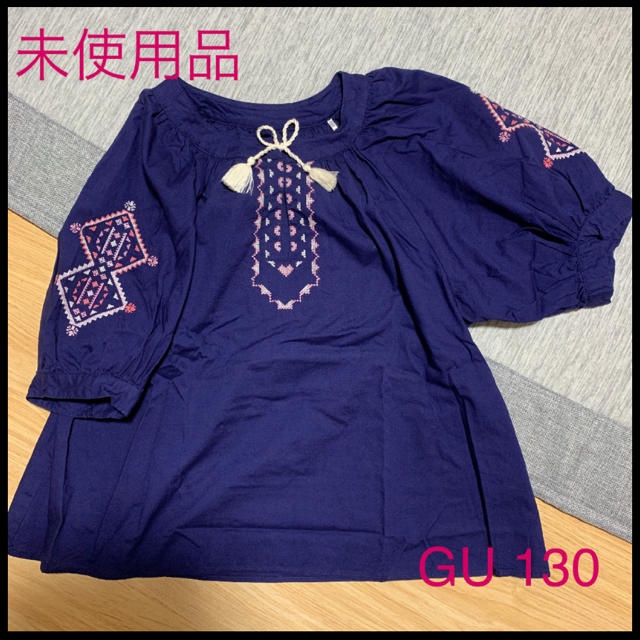 GU(ジーユー)の未使用品☆GU 刺繍ブラウス 130 キッズ/ベビー/マタニティのキッズ服女の子用(90cm~)(ブラウス)の商品写真