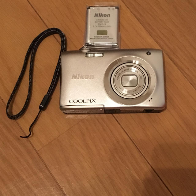 デジカメ Nikon coolpix A100