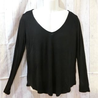 エイチアンドエム(H&M)のH＆M BASIC 広めVネック ロンT ブラック(Tシャツ(長袖/七分))