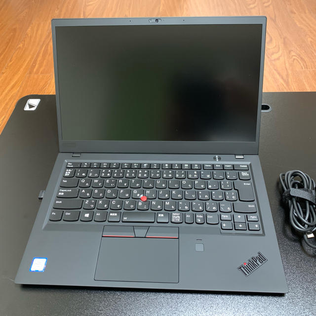 Lenovo(レノボ)の【ほぼ新品】ThinkPad X1 Carbon 2018 i7 16G  スマホ/家電/カメラのPC/タブレット(ノートPC)の商品写真