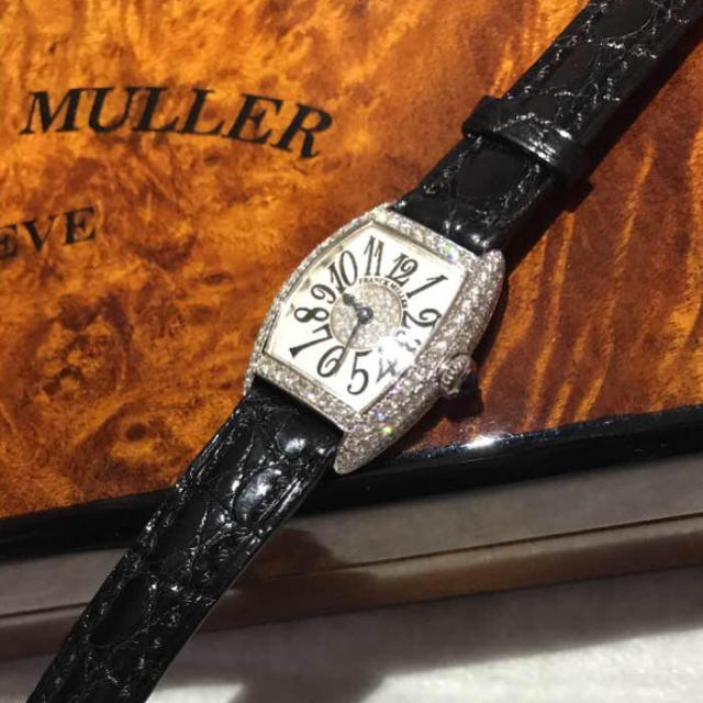 FRANCK MULLER(フランクミュラー)のレア フランクミュラー ダイヤ 時計 レディースのファッション小物(腕時計)の商品写真