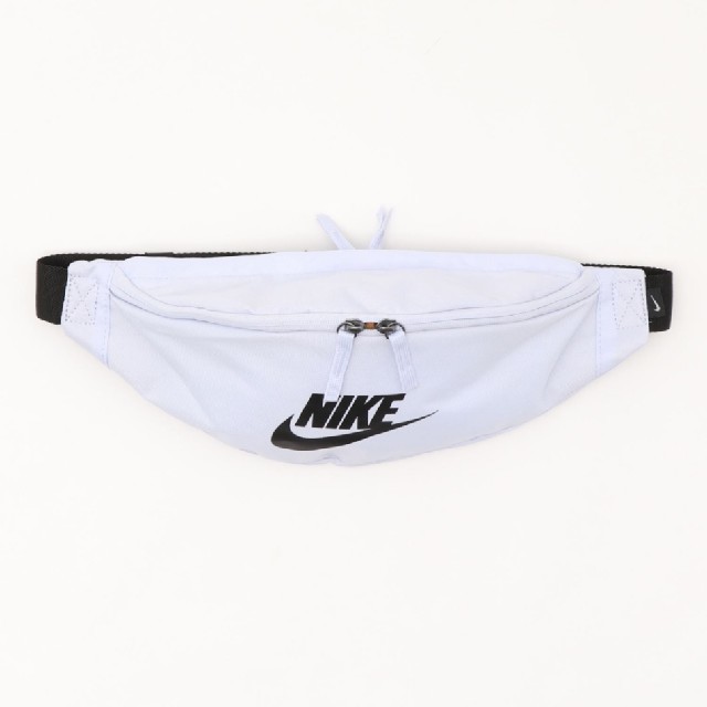 NIKE(ナイキ)の専用NIKE ヘイテージ ヒップBAG　ホワイト レディースのバッグ(ショルダーバッグ)の商品写真