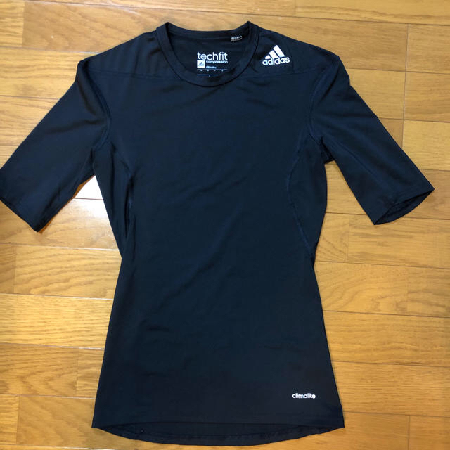 adidas(アディダス)のアディダス コンプレッション シャツ トレーニングウェア ランニング 2枚セット スポーツ/アウトドアのトレーニング/エクササイズ(トレーニング用品)の商品写真