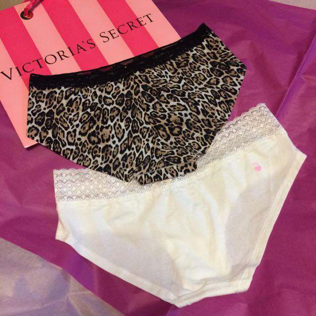 Victoria's Secret(ヴィクトリアズシークレット)の【新品】VS ショーツ S 2枚セット レディースのルームウェア/パジャマ(その他)の商品写真