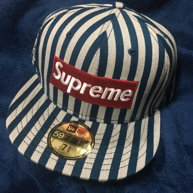 supreme  newera  ニューエラ 水色 7 5/8