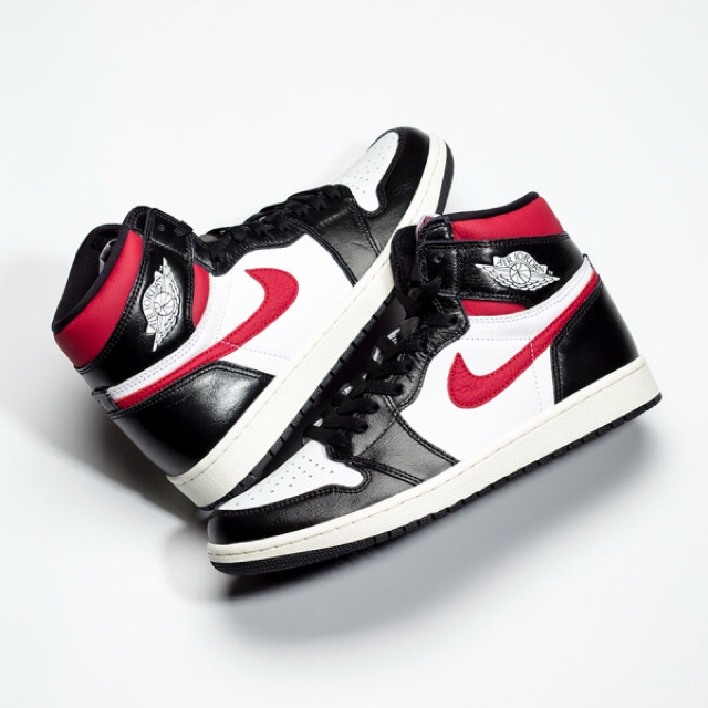 28cm NIKE AIRJORDAN1 RETRO OG GYM RED