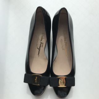 サルヴァトーレフェラガモ(Salvatore Ferragamo)のサルヴァトーレフェラガモ シューズ パンプス ヴァラ(ハイヒール/パンプス)