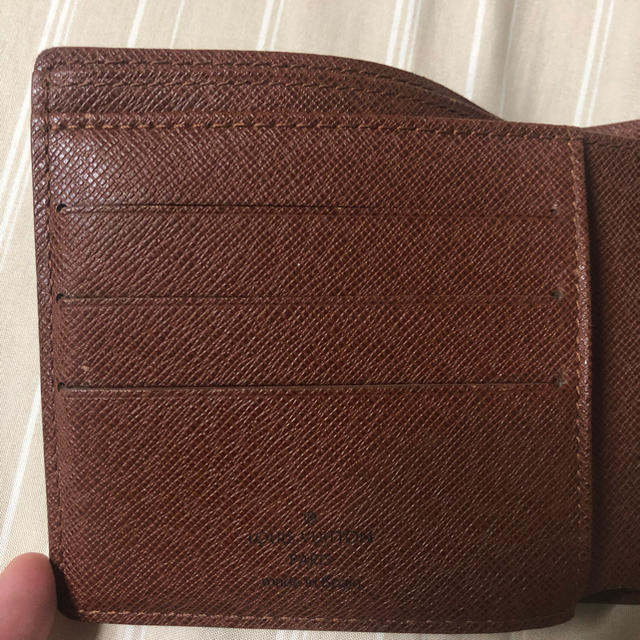 折り財布ルイヴィトン  LOUIS VUITTON