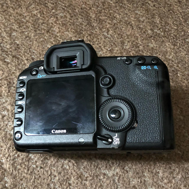 Canon(キヤノン)のCanon EOS 5D mark ii + CF カード 64GB スマホ/家電/カメラのカメラ(デジタル一眼)の商品写真