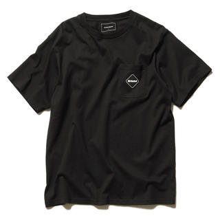 エフシーアールビー(F.C.R.B.)のS FCRB 19SS BIG LOGO POCKET TEE BLACK(Tシャツ/カットソー(半袖/袖なし))
