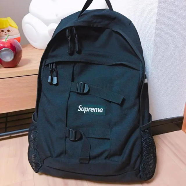 Supreme(シュプリーム)の専用 メンズのバッグ(バッグパック/リュック)の商品写真