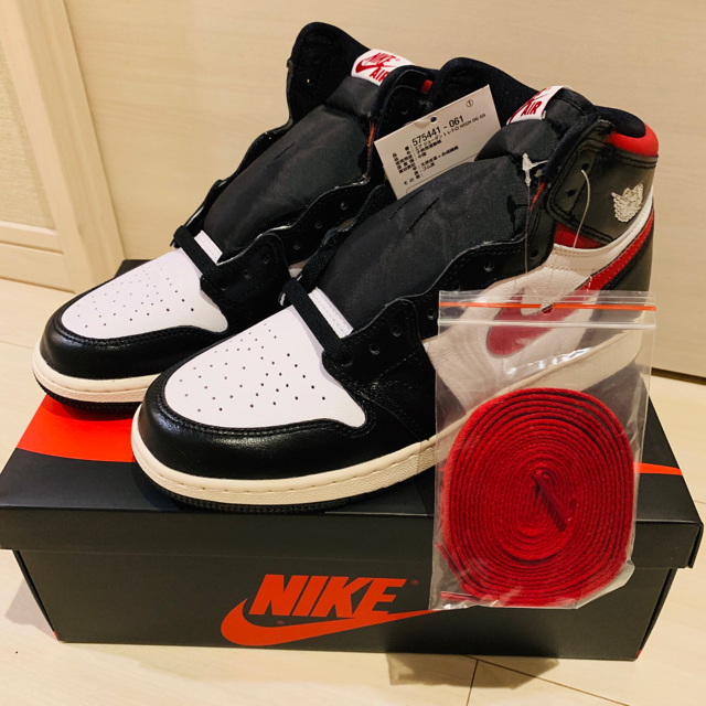 NIKE(ナイキ)のair jordan 1 black white sail gym red gs メンズの靴/シューズ(スニーカー)の商品写真