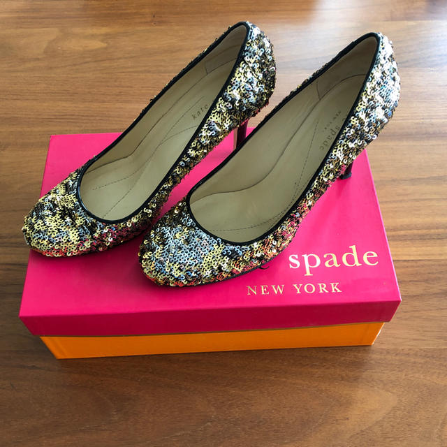 kate spade new york(ケイトスペードニューヨーク)のkate spade new york スパンコールパンプス レディースの靴/シューズ(ハイヒール/パンプス)の商品写真