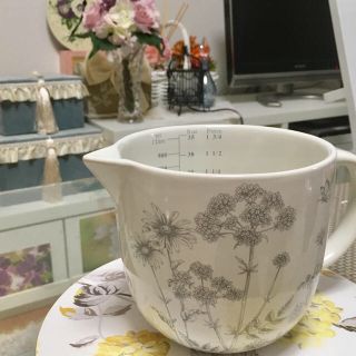 ローラアシュレイ(LAURA ASHLEY)のローラアシュレイ♥︎リゼット メジャージャグ(テーブル用品)