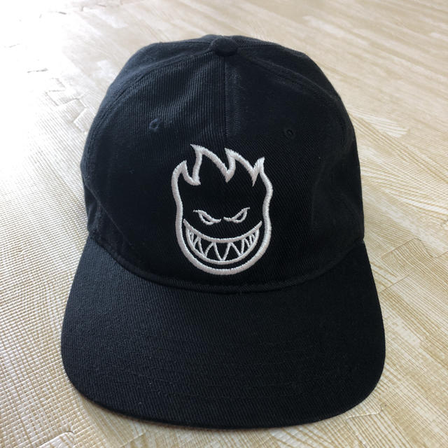 THRASHER(スラッシャー)のSpitfire cap メンズの帽子(キャップ)の商品写真