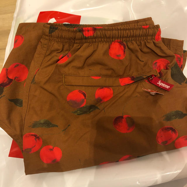 Supreme - supreme nylon water short brown cherry Sの通販 by maas