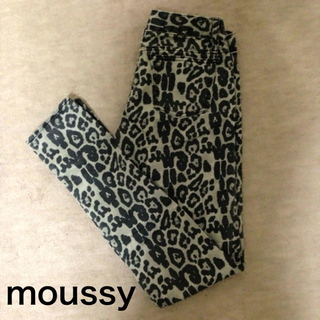 マウジー(moussy)のmoussy スキニーパンツ ヒョウ柄☆(カジュアルパンツ)