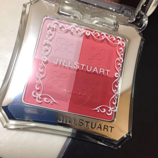 JILLSTUART(ジルスチュアート)のジルスチュアート＊限定チーク コスメ/美容のベースメイク/化粧品(チーク)の商品写真