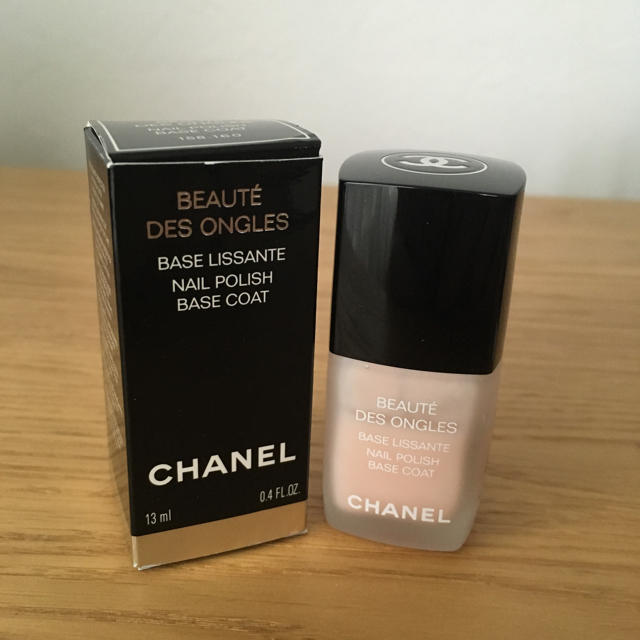 CHANEL(シャネル)のシャネル ベースコート コスメ/美容のネイル(ネイルトップコート/ベースコート)の商品写真