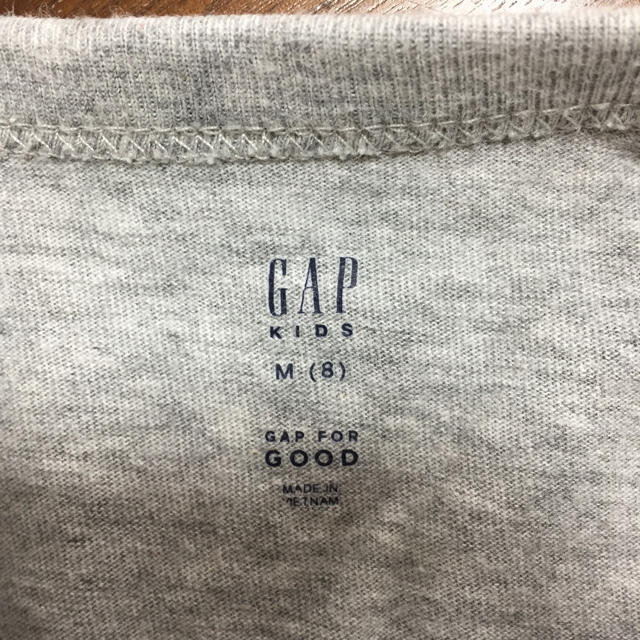 GAP(ギャップ)のGAP kids 130Tシャツ キッズ/ベビー/マタニティのキッズ服男の子用(90cm~)(Tシャツ/カットソー)の商品写真