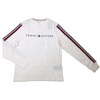 トミーヒルフィガー(TOMMY HILFIGER)の【TommyHilfiger】人気♡ロゴ入り長袖Tシャツ 白 Lサイズ♪♪(Tシャツ/カットソー(七分/長袖))