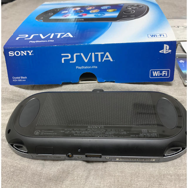 PSVITA  PlayStation VITA 型名 PCH-1000 1