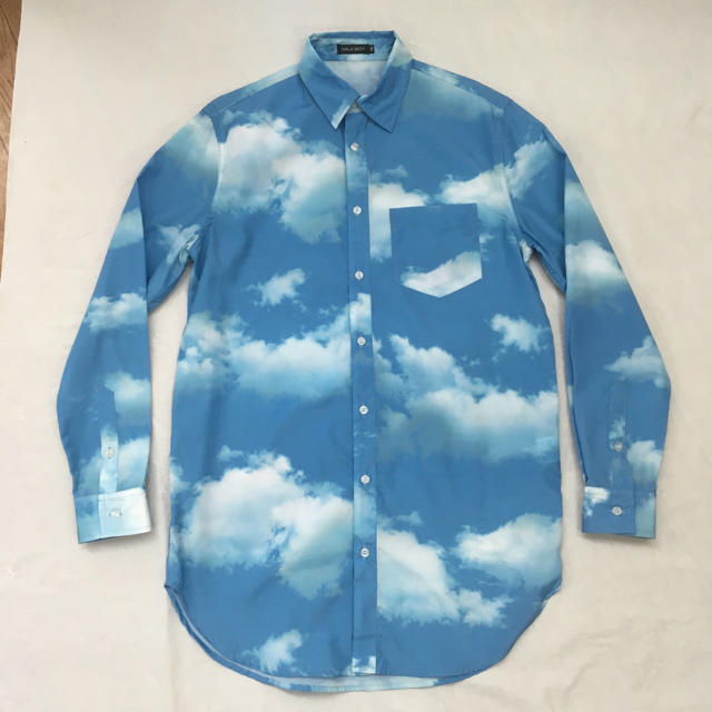 MILKBOY(ミルクボーイ)のMILKBOY ミルクボーイ  CLOUDY SKY LONG シャツ 雲 空 メンズのトップス(シャツ)の商品写真