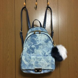 ゲス(GUESS)のGUESS リュック(リュック/バックパック)