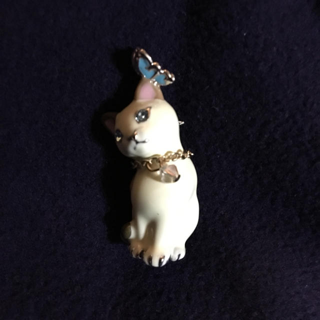 ANNA SUI(アナスイ)のアナスイ  ミケ猫ブローチ レディースのアクセサリー(ブローチ/コサージュ)の商品写真