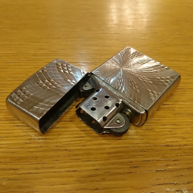 ZIPPO - zippo ダイヤモンドカット プラチナ 定価8000円の通販 by ...