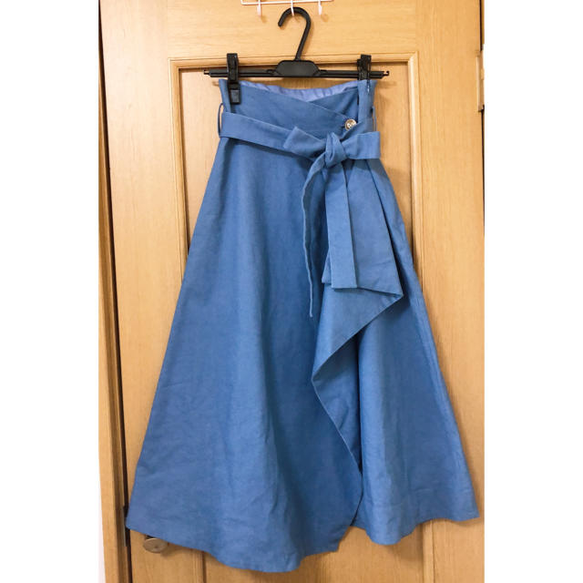 MIIA(ミーア)の【MIIA】ラッフルハイウエストスカート レディースのスカート(ロングスカート)の商品写真