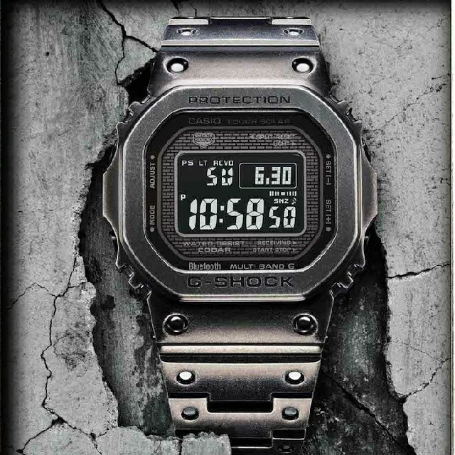 未使用 に近い　G-SHOCK GMW-B5000V-1JR