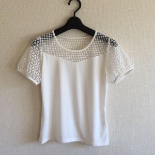 オフオン(OFUON)のオフオン♡白いデザインTシャツ(Tシャツ(半袖/袖なし))