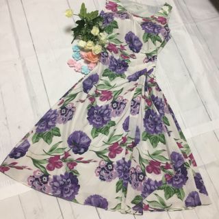 ローラアシュレイ(LAURA ASHLEY)の♡ローラアシュレイ爽やかワンピース♡(ひざ丈ワンピース)