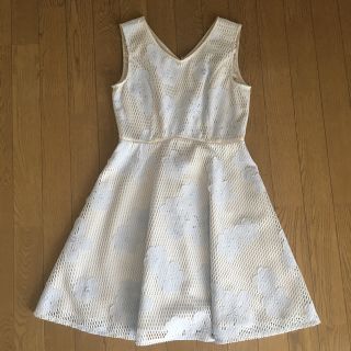 リランドチュール(Rirandture)の美品 Rirandture メッシュフラワー刺繍ワンピース(ひざ丈ワンピース)