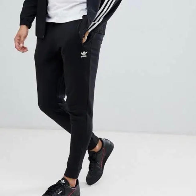 adidas(アディダス)のアディダス オリジナルス スウェットパンツ ジョガーパンツ 黒 M 新品未使用 メンズのパンツ(その他)の商品写真