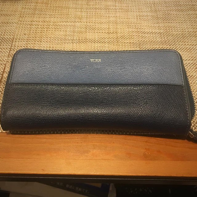 TUMI(トゥミ)のTUMI ラウンドファスナー長財布 メンズのファッション小物(長財布)の商品写真