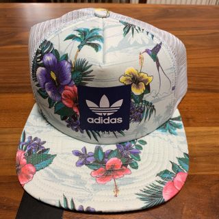 アディダス(adidas)のアディダスオリジナルス　キャップ　花柄  ハイビスカス   57-60(キャップ)