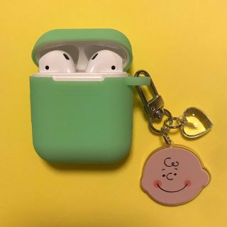 スヌーピー(SNOOPY)のAirpods ケース チャーリー ブラウン iPhone(ヘッドフォン/イヤフォン)