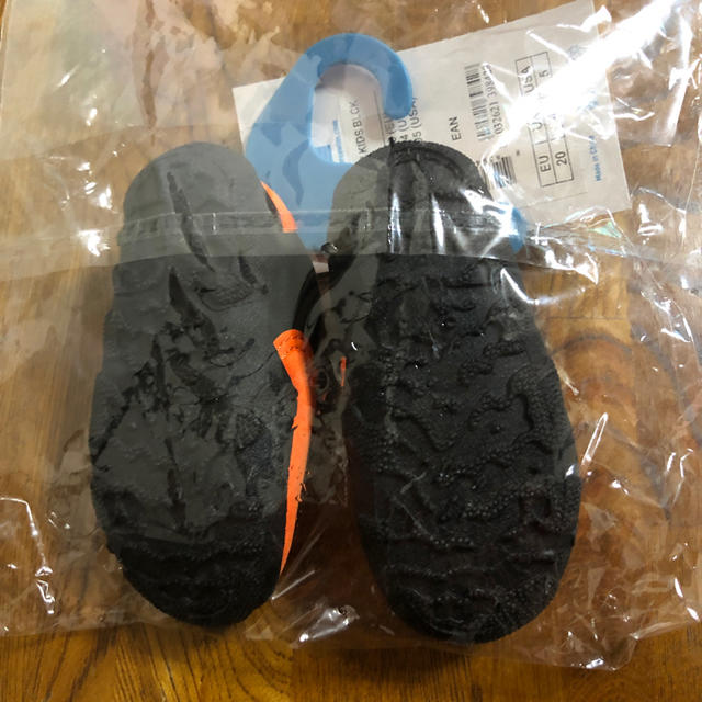 ビーチウォーカーキッズ キッズ/ベビー/マタニティのベビー靴/シューズ(~14cm)(サンダル)の商品写真