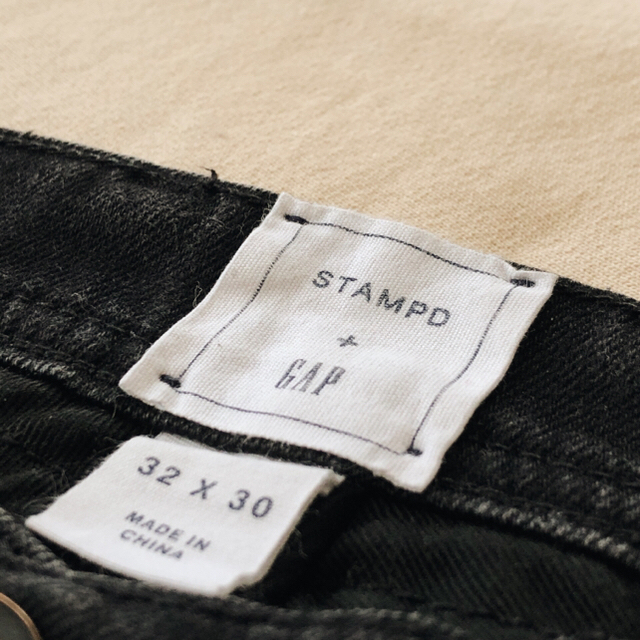 Stampd' LA(スタンプドエルエー)のGAP x STAMPD Black Moto Distressed Jeans メンズのパンツ(デニム/ジーンズ)の商品写真