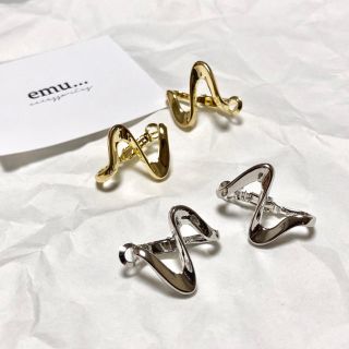 ザラ(ZARA)の#88  ニュアンス デザイン ピアス ◆シルバー◆(ピアス)