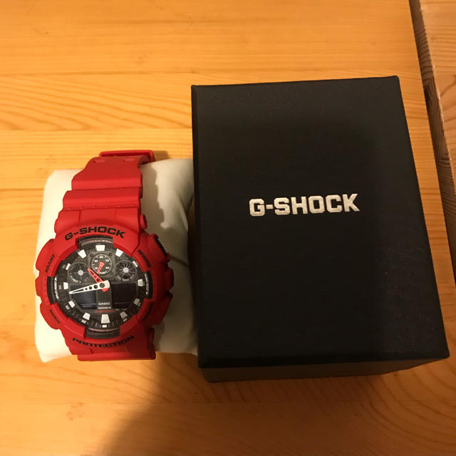 CASIO G-SHOCK 赤