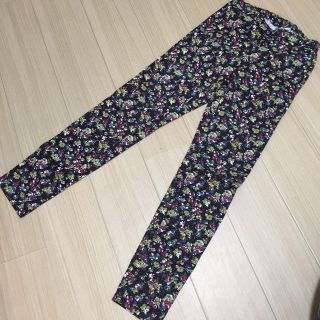 ユニクロ(UNIQLO)のUNIQLO花柄レギパン(スキニーパンツ)