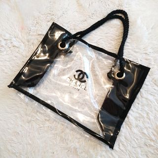 シャネル(CHANEL)の【新品】正規品　NYシャネルCHANEL　ノベルティ　ミニクリアトートバッグ　小(トートバッグ)