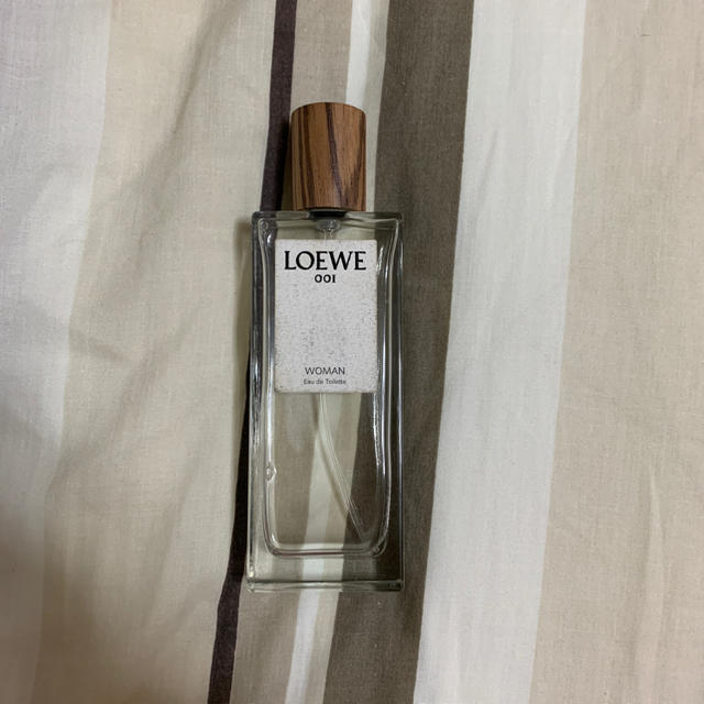 LOEWE - Loewe woman 香水の通販 by はらりう's shop｜ロエベならラクマ